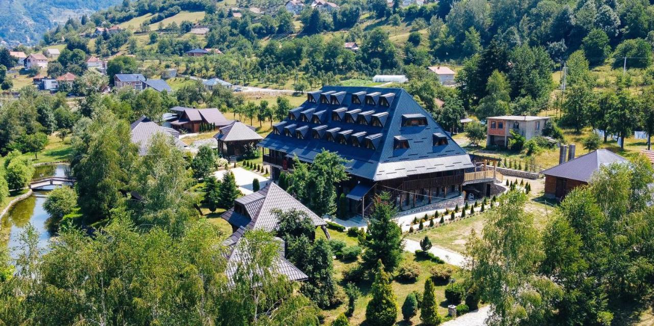 Hotel Kula Damjanova-Komnenovo Selo Plav Exterior foto